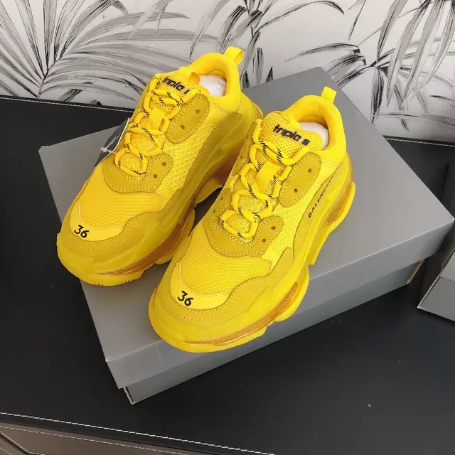 Balenciaga Triple S Sneakers Chunky Jaunes 2