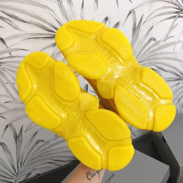 Balenciaga Triple S Sneakers Chunky Jaunes 3