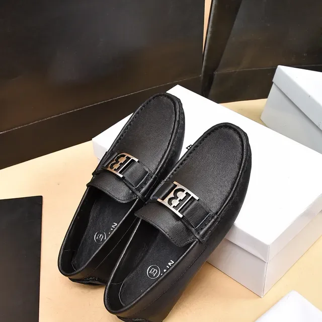 बाल्मेन B-Buckle काले चमड़े की लोफर्स 3