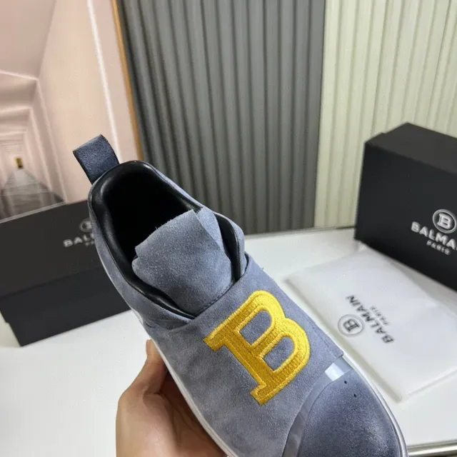 Balmain B-Court Gris Suède Slip-On Lifestyle Sneaker 4
