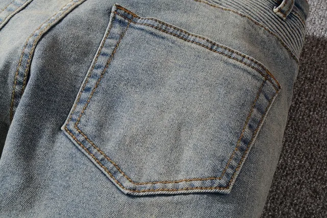 Balmain हल्की धुलाई डिस्ट्रेस्ड रिब्ड पैनल जीन्स 3