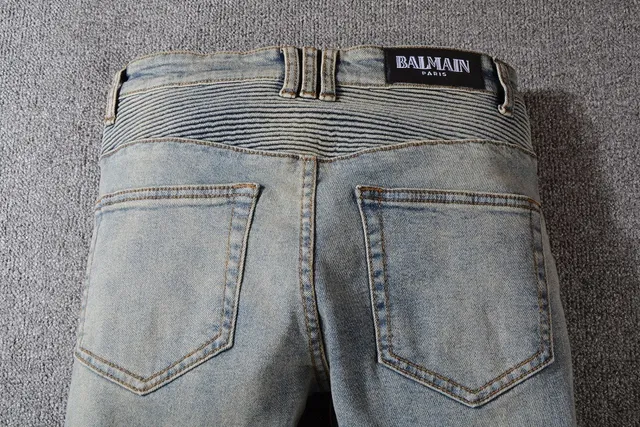 Balmain हल्की धुलाई डिस्ट्रेस्ड रिब्ड पैनल जीन्स 4
