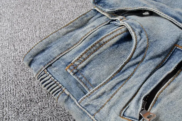 Balmain हल्की धुलाई डिस्ट्रेस्ड रिब्ड पैनल जीन्स 8