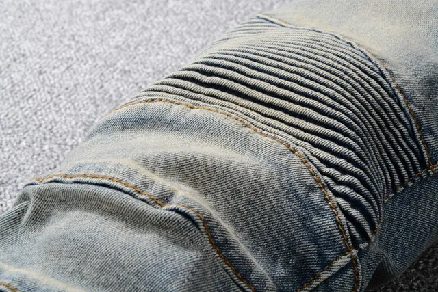 Balmain हल्की धुलाई डिस्ट्रेस्ड रिब्ड पैनल जीन्स 12