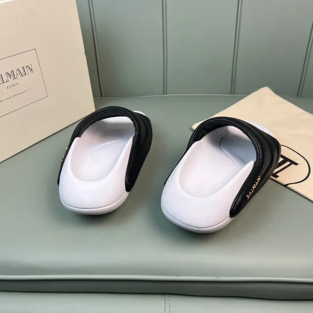 Balmain Quilted Strap Slide Slipper 3
