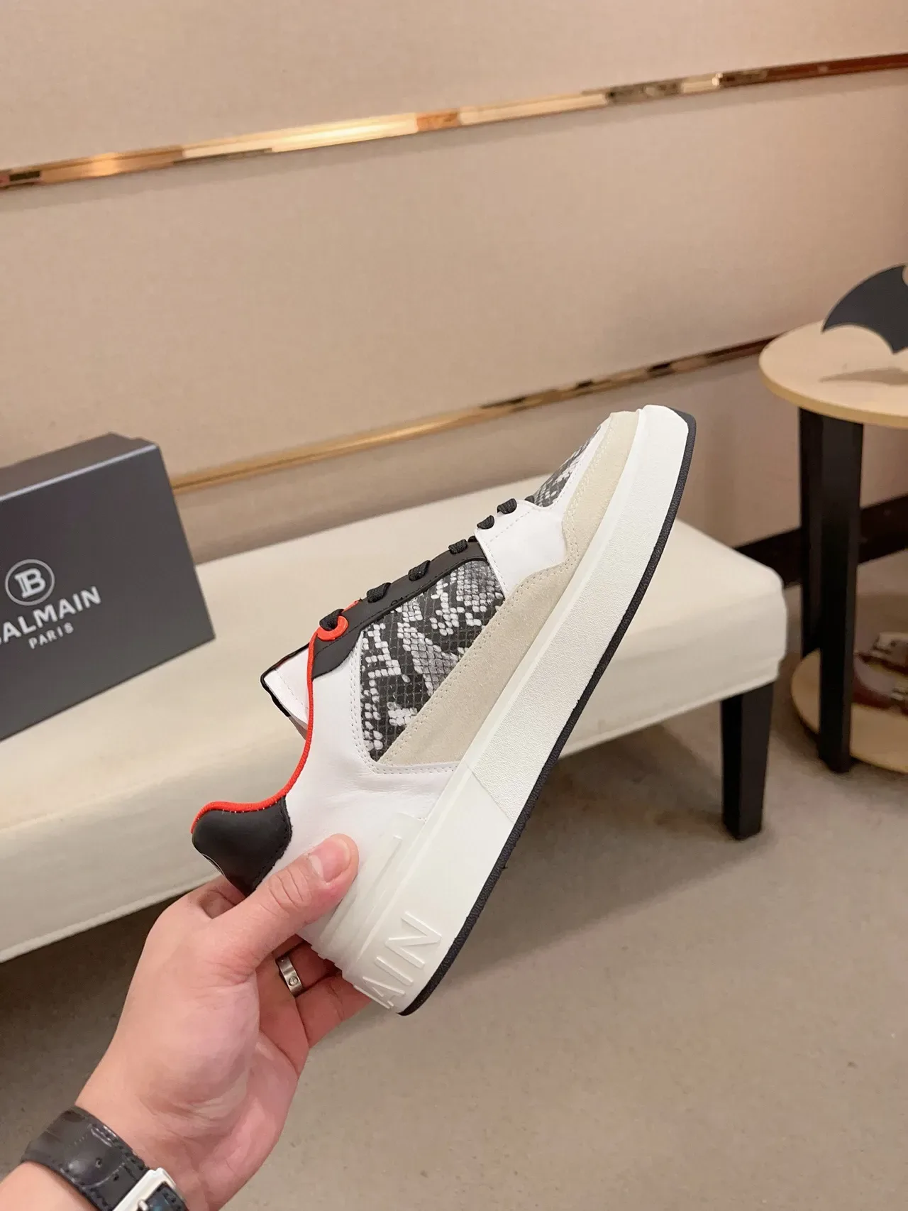 Balmain White Gray Low-Top Platform Sneaker Snakeskin-Textured Panels Lifestyle Sneakers 5
