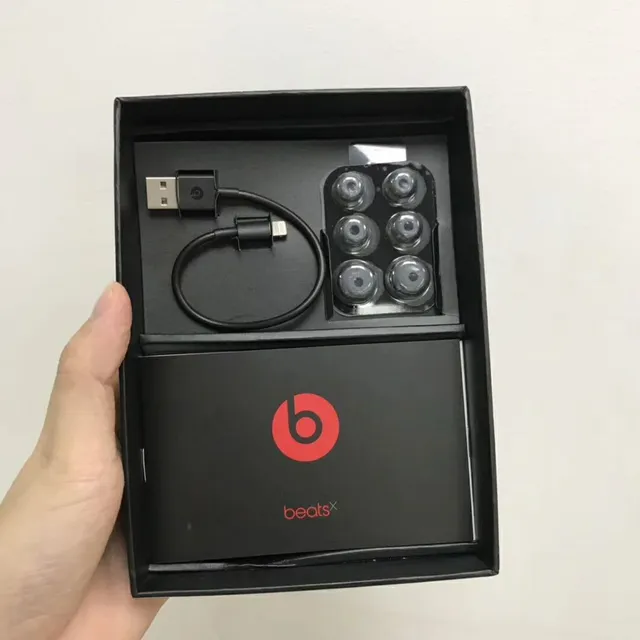 Beats X Wireless Neckband Earphones Sports Earphones 2