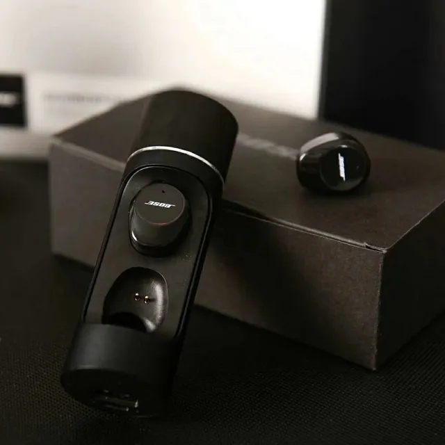 Bose Blue Black Stemless Circular Accent Ring TWS Earbuds 10