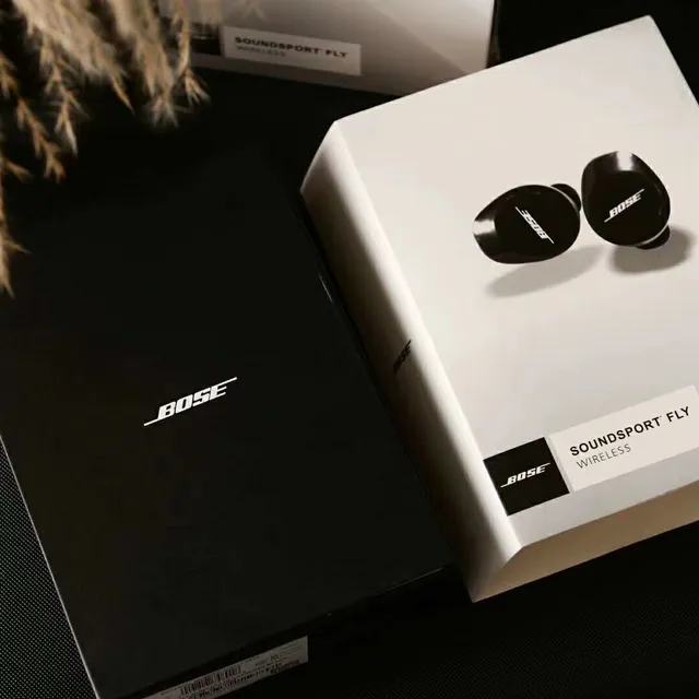 Bose Blue Black Stemless Circular Accent Ring TWS Earbuds 15