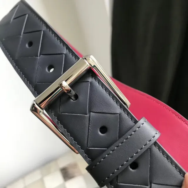 Bottega Veneta ceinture en cuir marron rouge Intrecciato tissée réversible 3