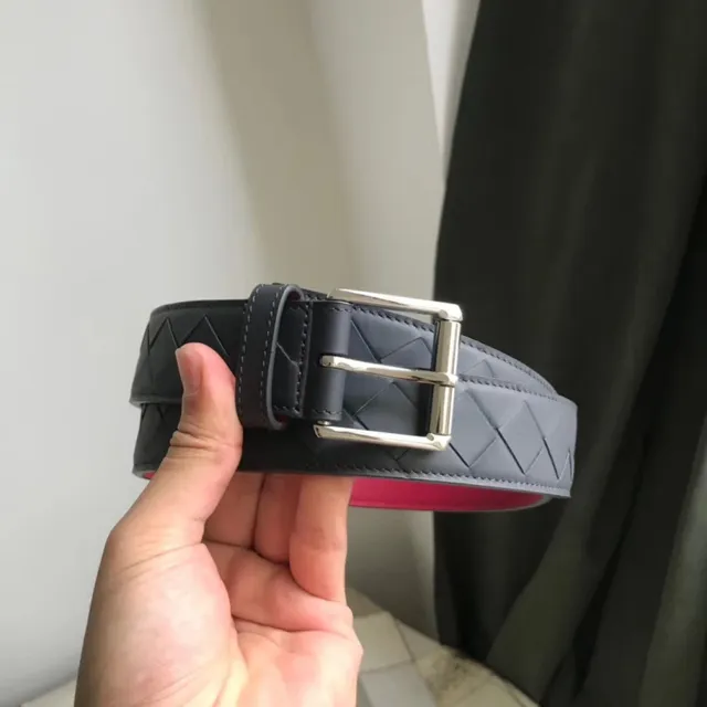 Bottega Veneta ceinture en cuir marron rouge Intrecciato tissée réversible 10