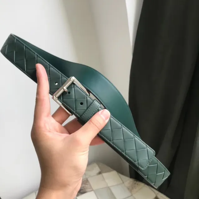 Bottega Veneta ceinture en cuir marron rouge Intrecciato tissée réversible 11