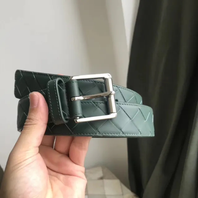 Bottega Veneta ceinture en cuir marron rouge Intrecciato tissée réversible 18
