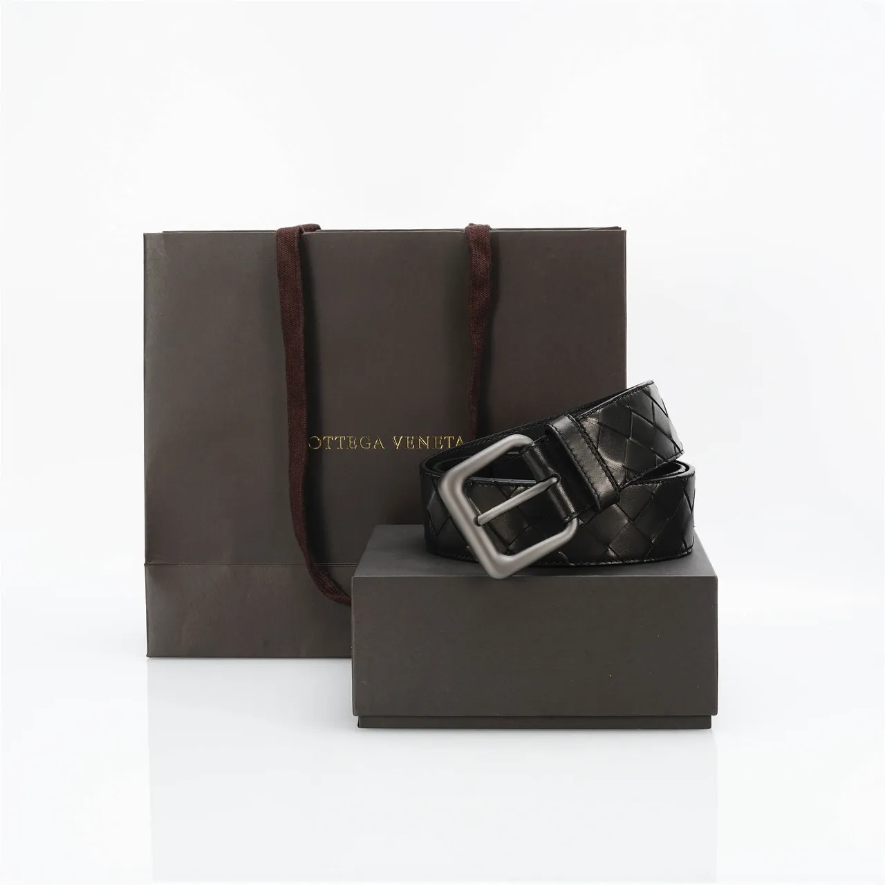 Bottega Veneta Cassette Intrecciato Ceinture en cuir noir 5