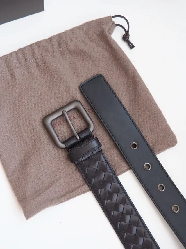 Bottega Veneta Cassette Intrecciato Ceinture en cuir noir 7
