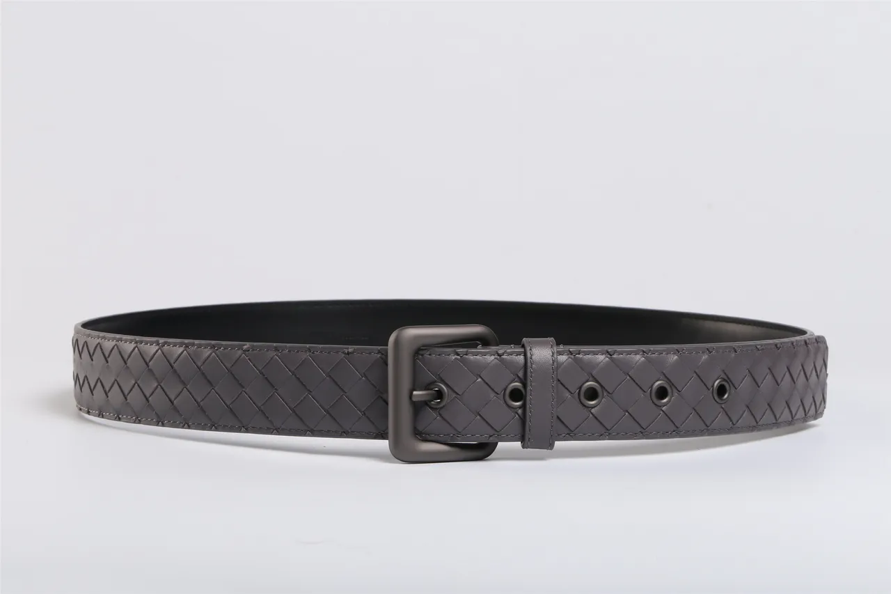 Bottega Veneta Cassette Intrecciato Cinto de couro cinza 9