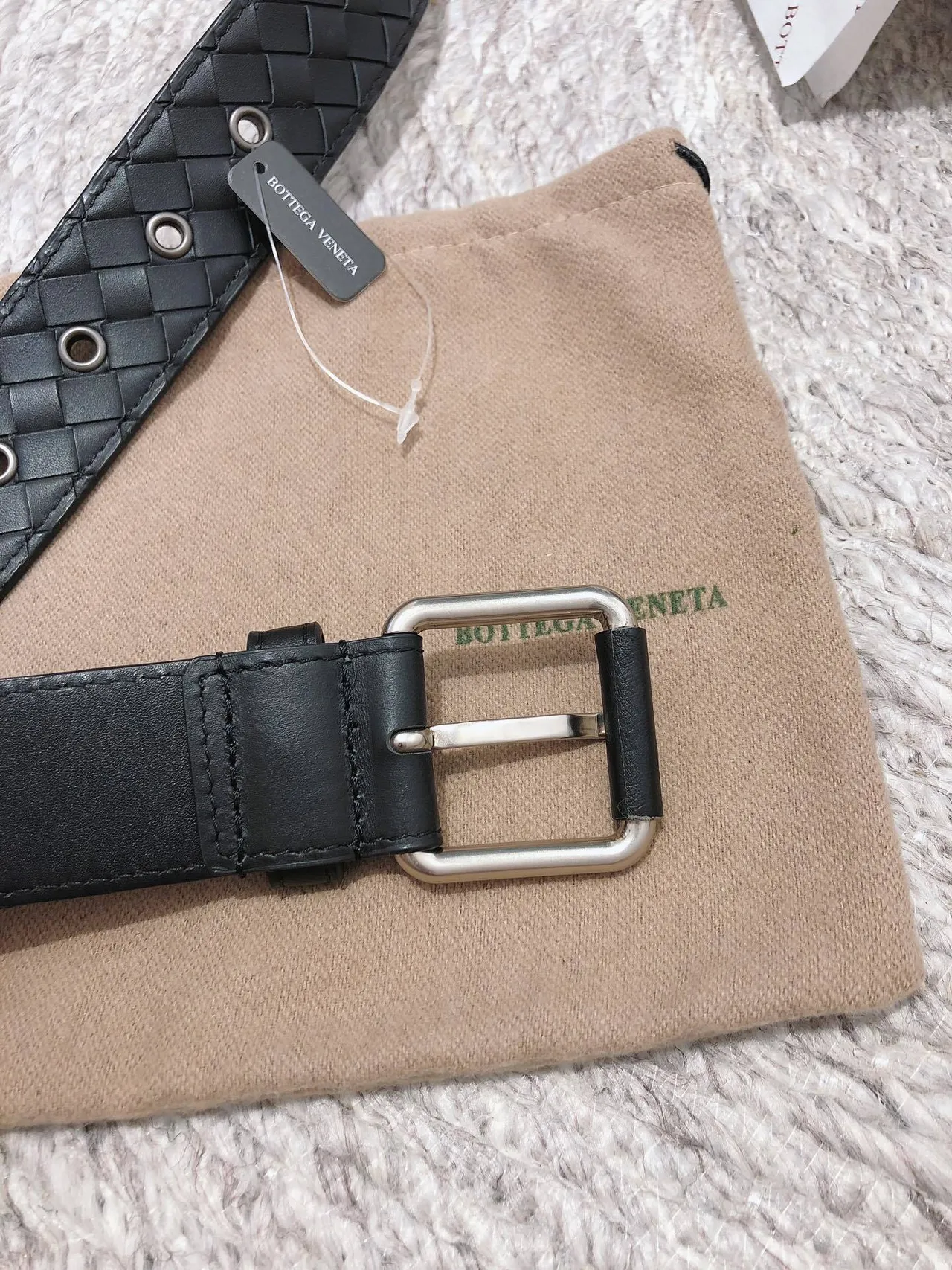 Bottega Veneta Intrecciato حزام جلد أسود فضي منسوج بكل مستطيل 4