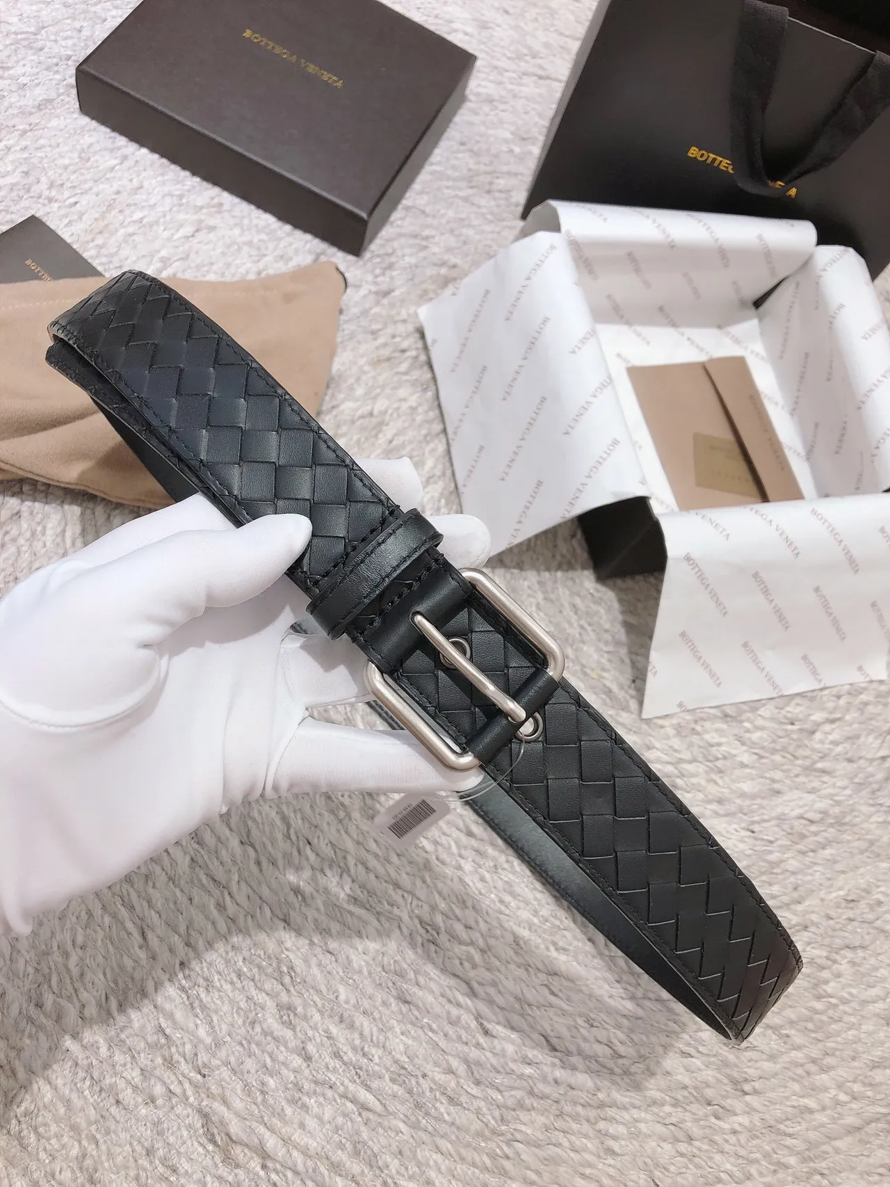 Bottega Veneta Intrecciato حزام جلد أسود فضي منسوج بكل مستطيل 7