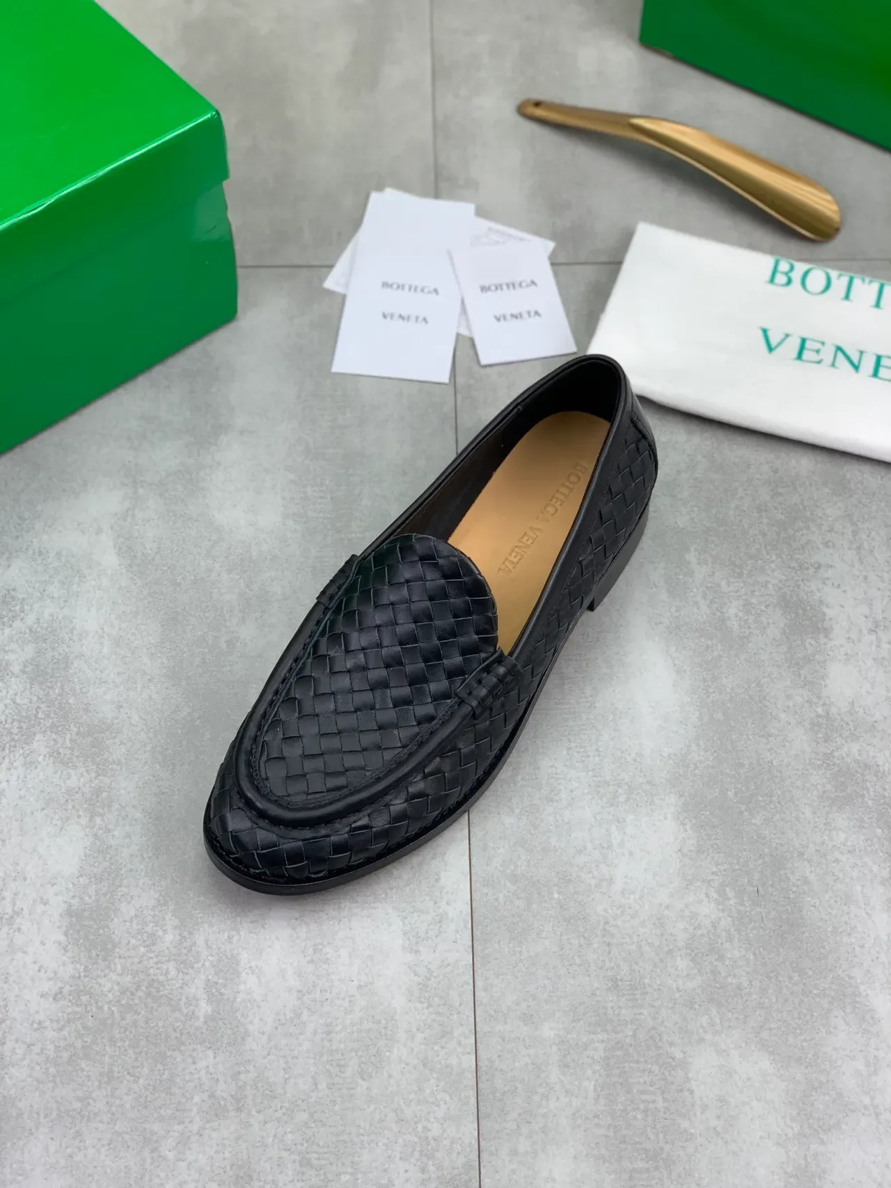 Bottega Veneta Woven Intrecciato Mocassins Noirs 4