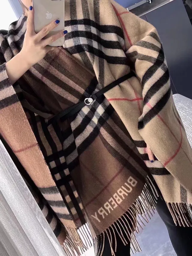 Burberry Beige Noir Nova Check Pattern Ourlet Franges Tordues Écharpe Cachemire 2