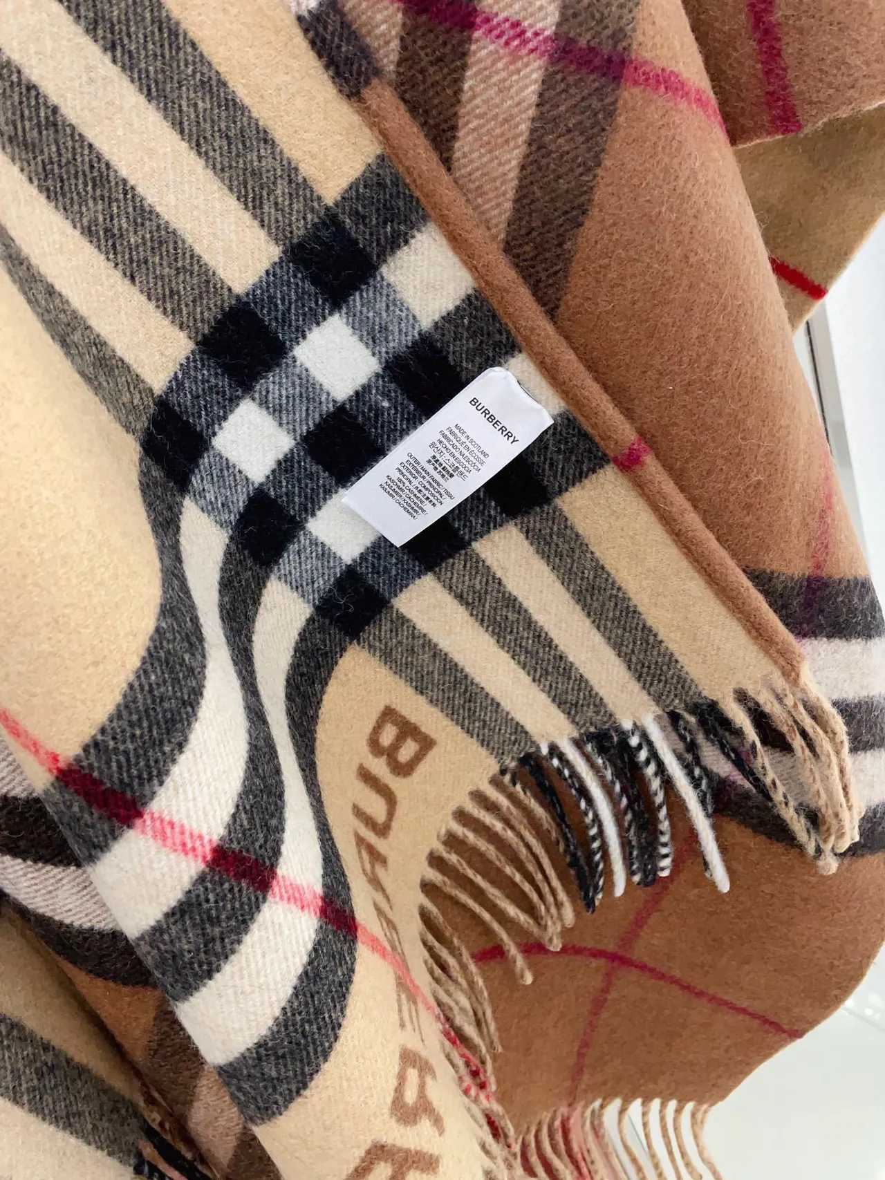 Burberry Beige Noir Nova Check Pattern Ourlet Franges Tordues Écharpe Cachemire 8