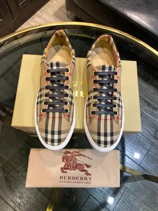 Burberry Bege Preto Nova Check Plaid Superior Navy Cadarços planos Tênis lifestyle 9