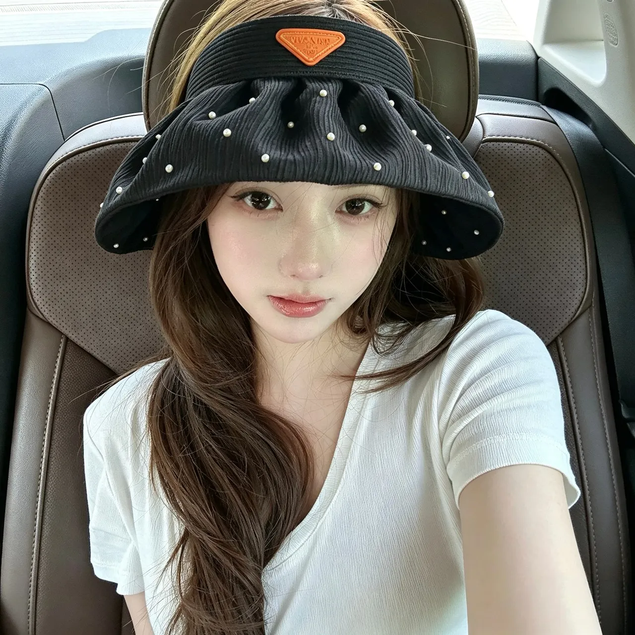 Burberry Beige Noir Matière tissée style paille Motif à carreaux Bordure Chapeau bucket 7