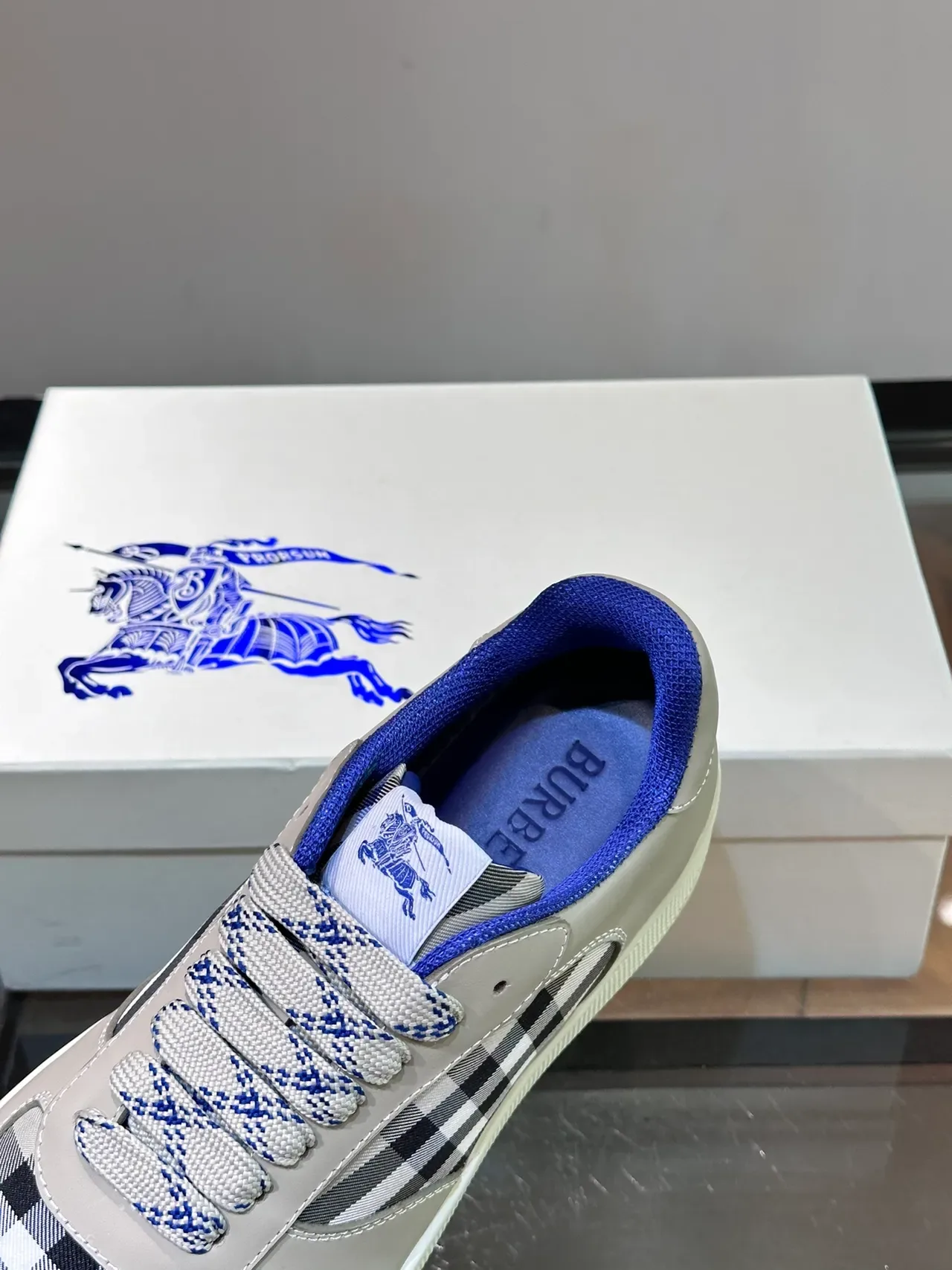 Burberry Beige Blue Low-Top Leather Upper Lifestyle Sneakers 4