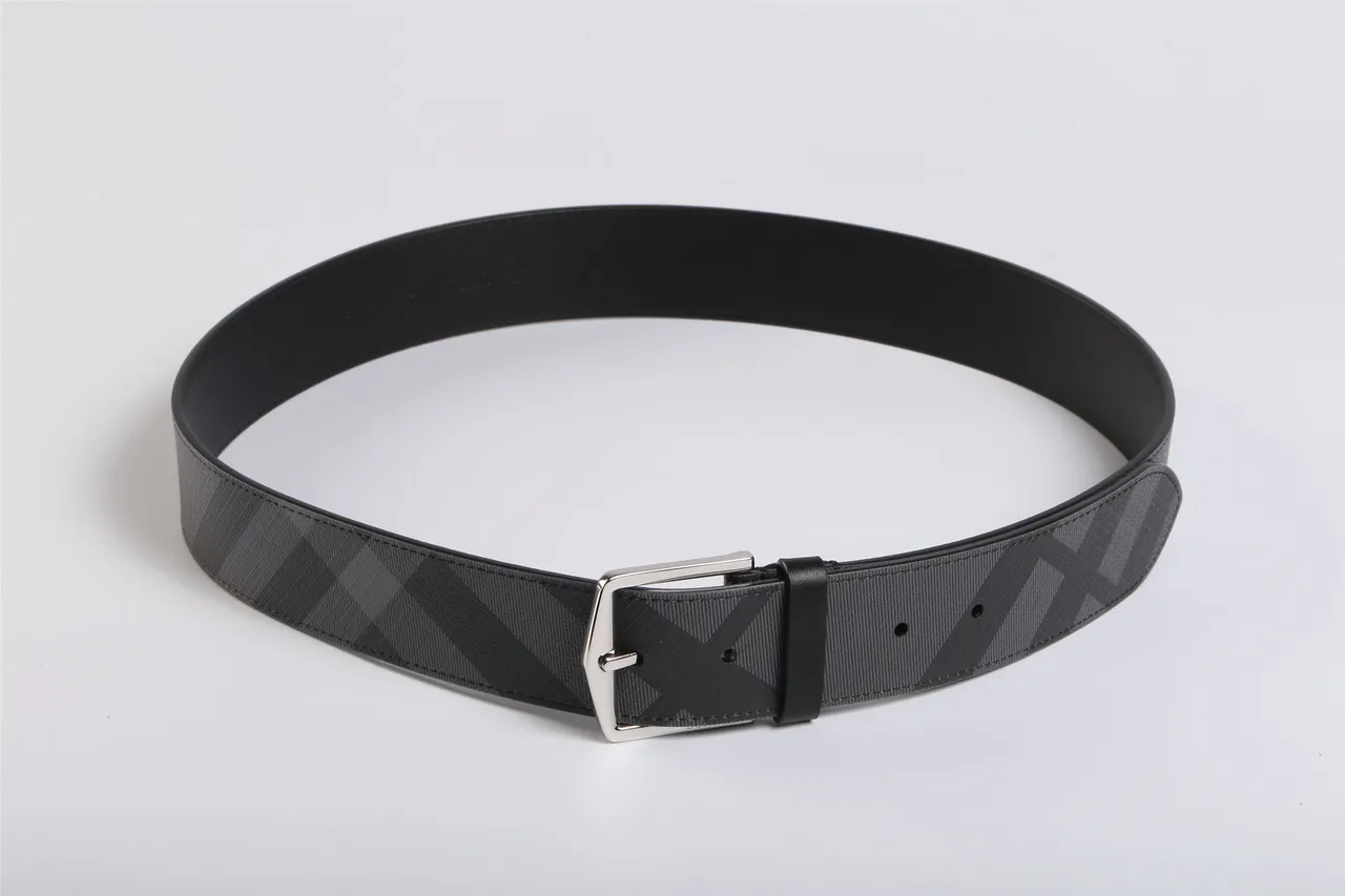 Burberry Noir Gris Motif géométrique à carreaux Boucle argentée polie Ceinture en cuir 8