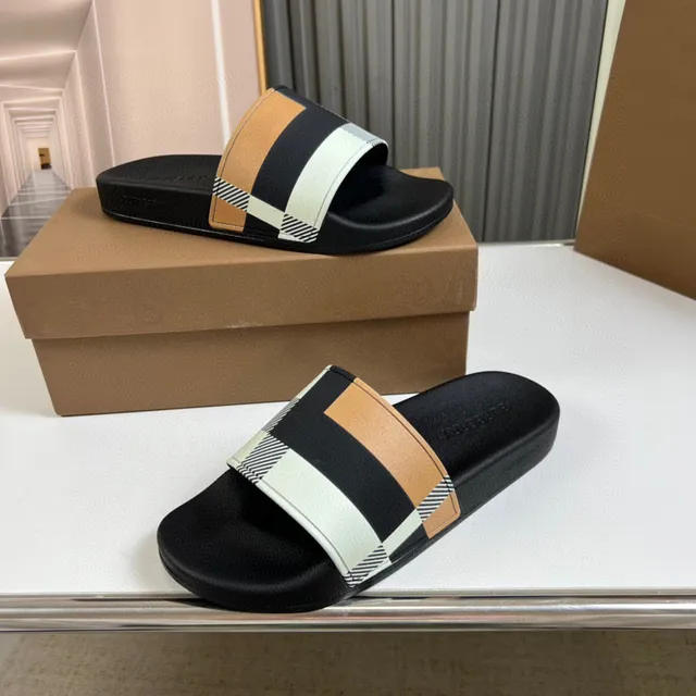 Burberry Check Slide Noir Multicolore Sangle Bloquée Couleur Panneaux Rayés Diagonaux Chaussons 4