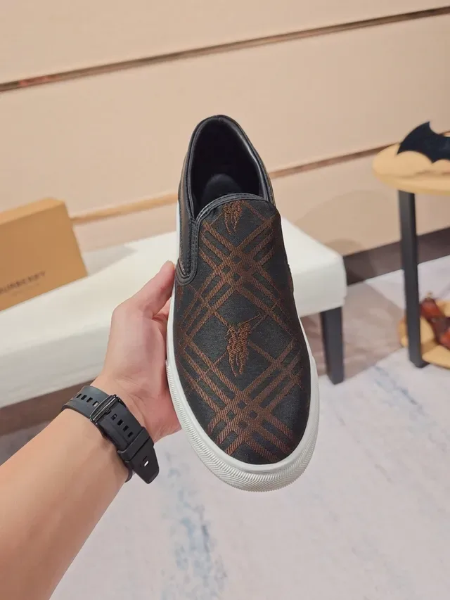 Burberry Check Slip-On Sneakers Navy Brown White Lifestyle Sneakers 6