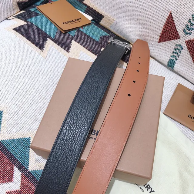 Burberry Knight Belt Black Pebbled Leather Silver-Tone Buckle Leather Belt 3