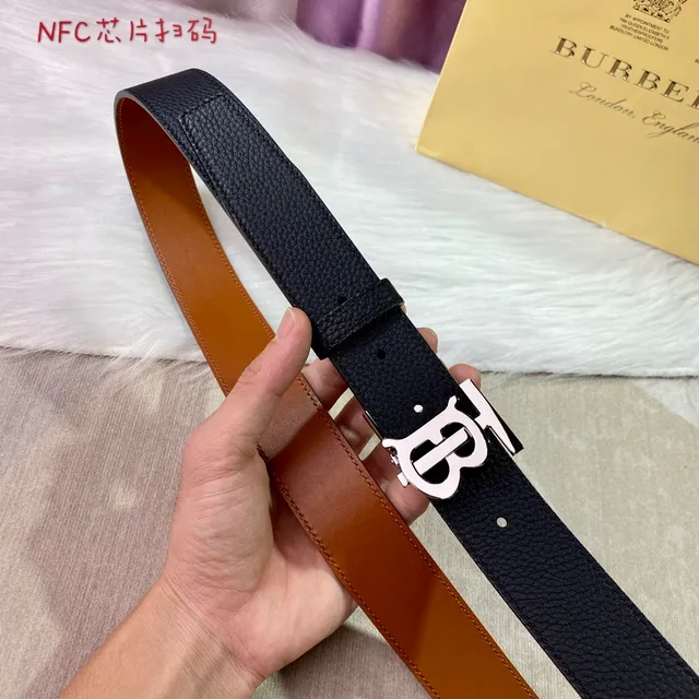 Burberry Knight Black Brown Pebbled Reversible Leather Belt 4