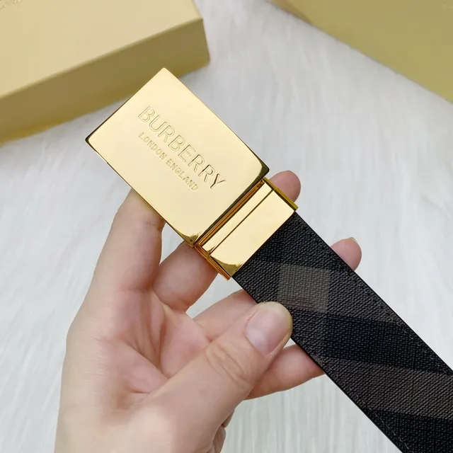 Burberry Knight কালো সোনালি মসৃণ আয়তক্ষরী বকল চামড়ার বেল্ট 5