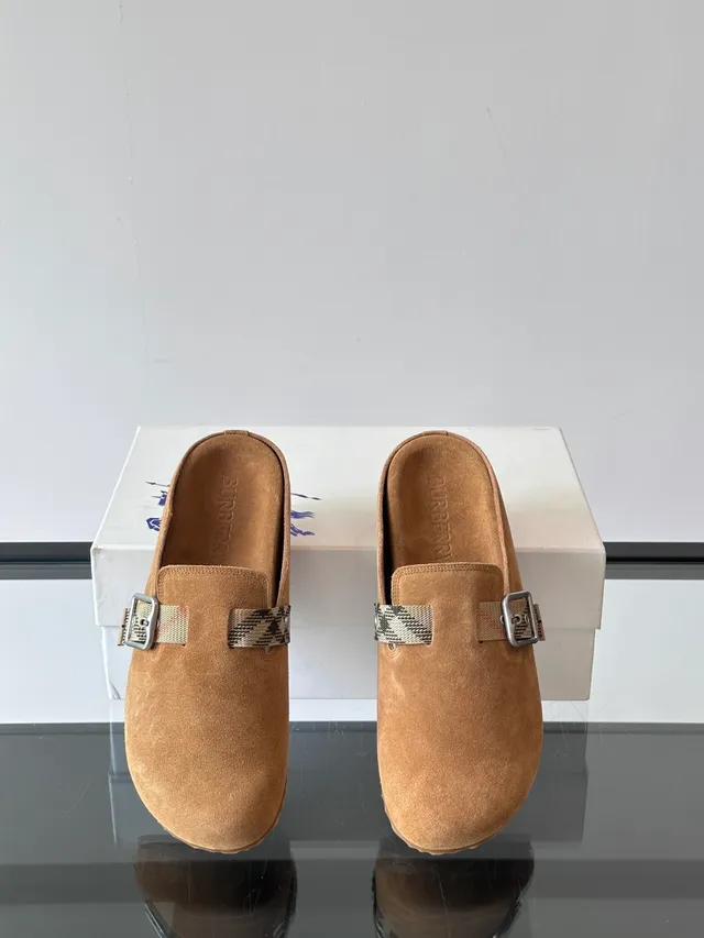 Burberry Knight Loafer Marron Beige Daim Bride avec Boucle 3