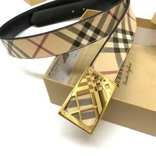 Burberry Knight House Check Gold-Tone Leather Belt