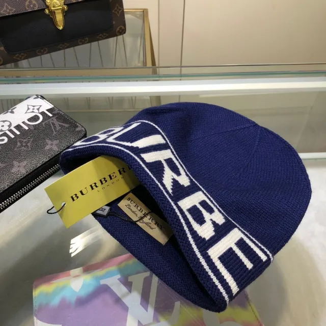 Burberry Logo-Band Knit Gray Black Cuff Beanie 8