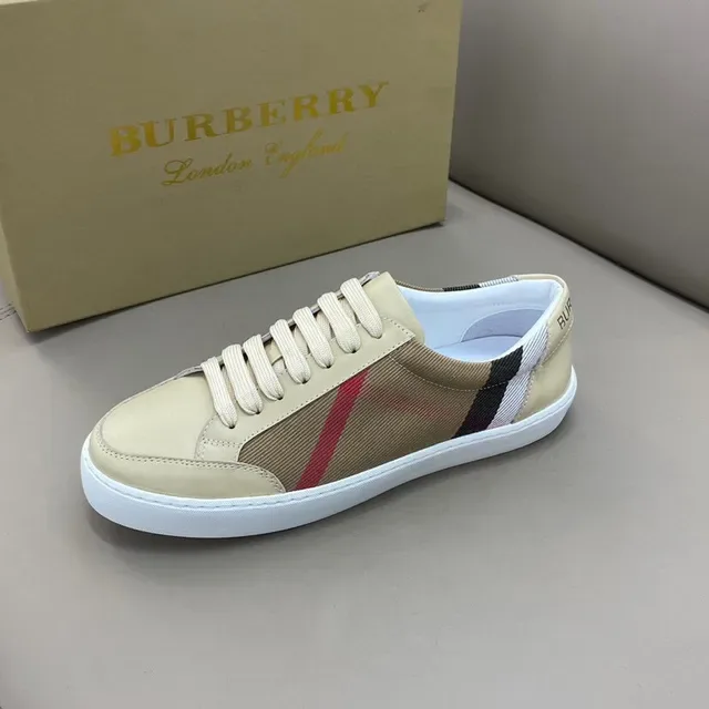 Burberry Lola Chaussures Lifestyle Silhouette Low-Top Beige Panneau Latéral Red House Check 5