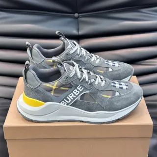 बर्बेरी लोला भूरा और पीला House Check Chunky Sneakers