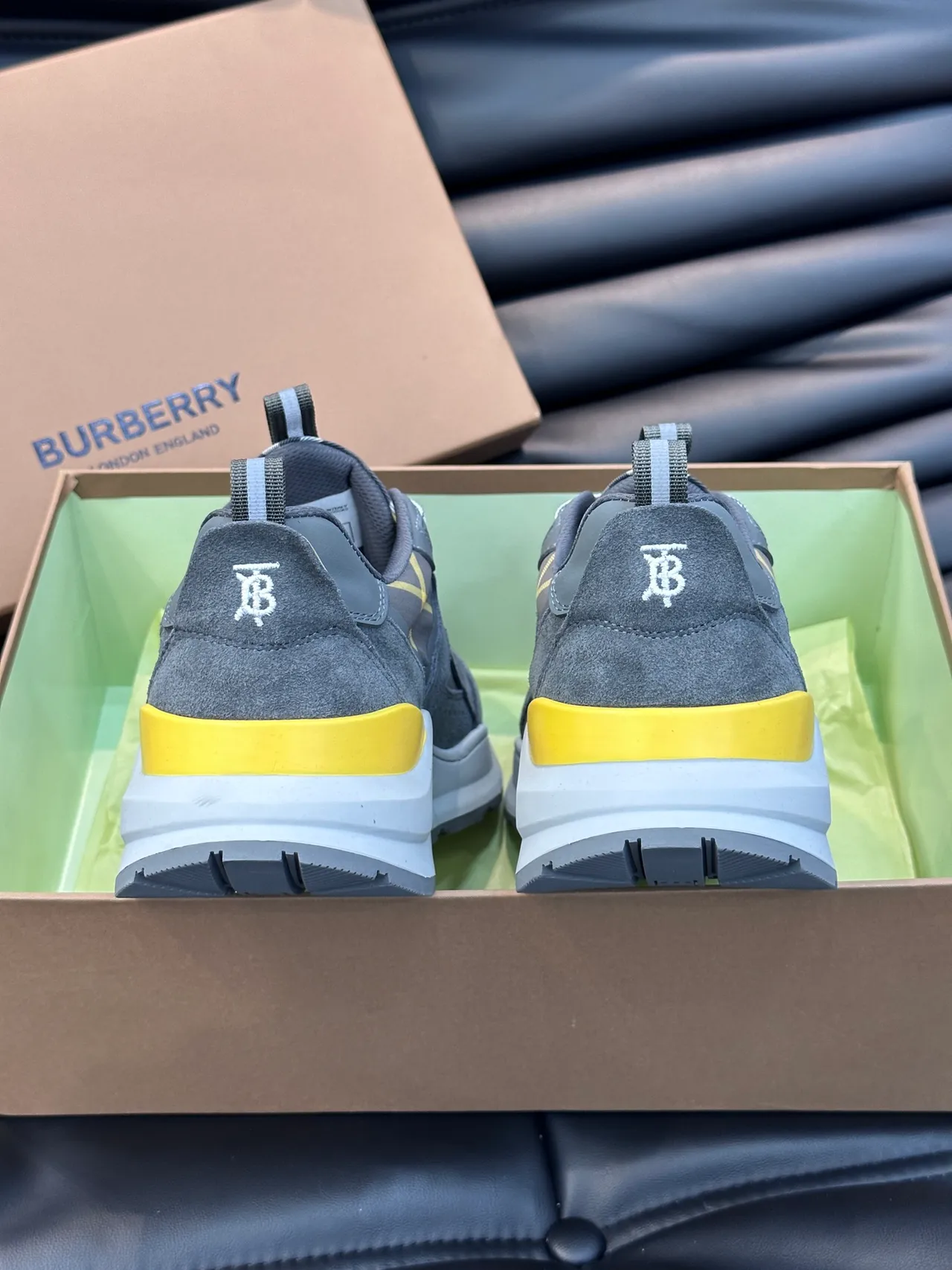 Burberry Lola Gris et Jaune House Check Chunky Sneakers 3
