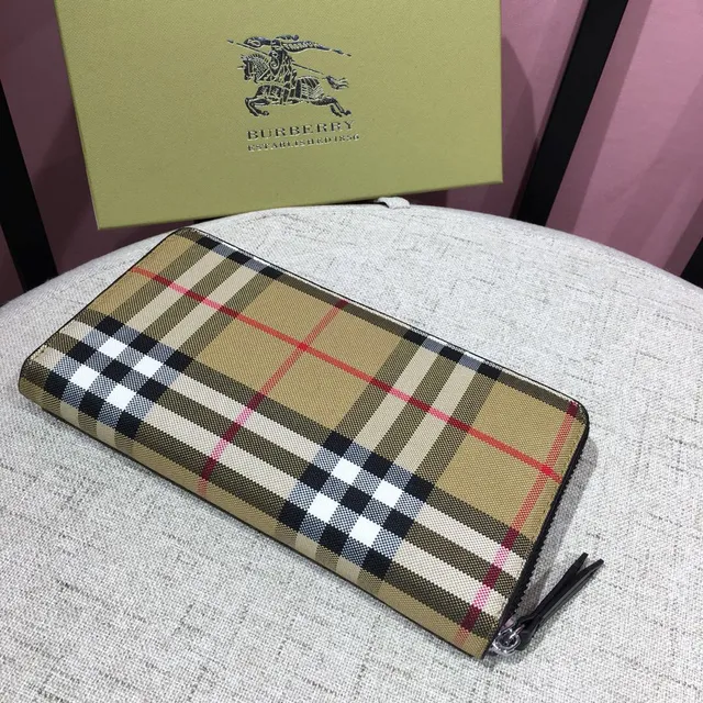 Burberry Nova Check Long Wallet 7