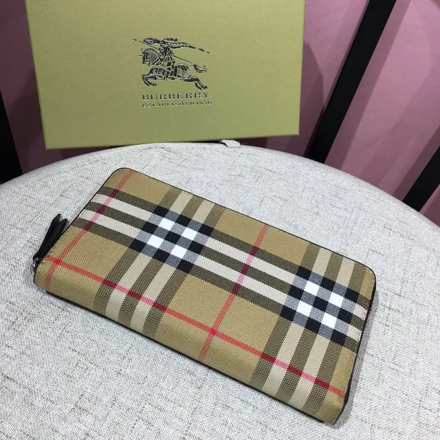 Burberry Nova Check Long Wallet 8