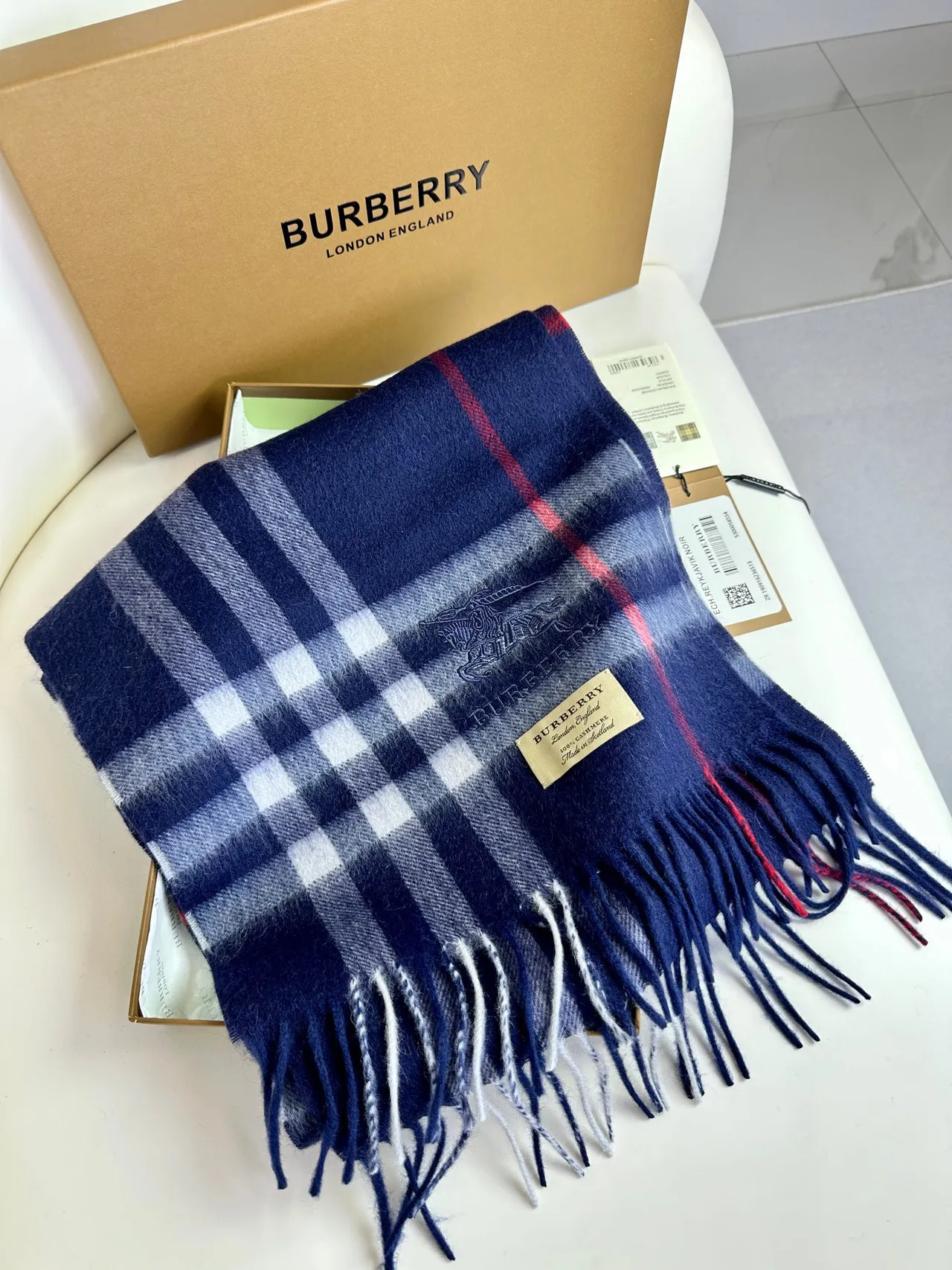 Burberry Reykjavik Noir Nova Check bufanda de cachemira 5