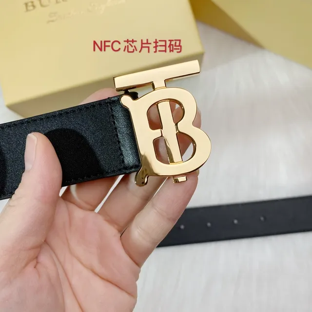 Burberry TB Belt Cinto Preto Dourado Liso Monograma Fivela Couro 2