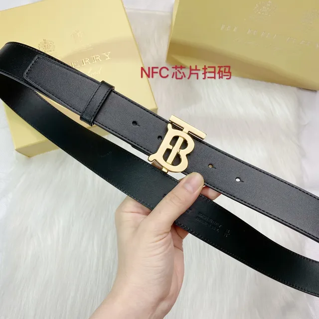 Burberry TB Belt Cinto Preto Dourado Liso Monograma Fivela Couro 3
