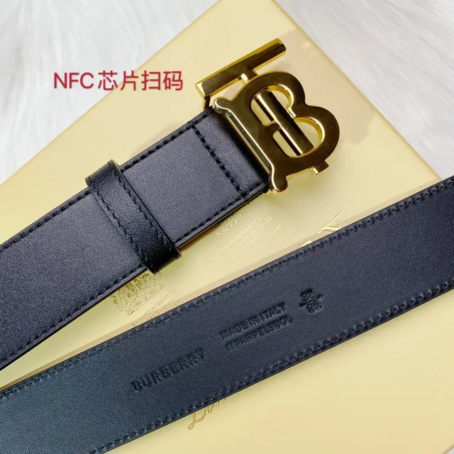 Burberry TB Belt Cinto Preto Dourado Liso Monograma Fivela Couro 5