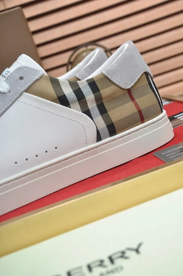 Burberry Branco Bege Couro E Camurça Superior House Check Heel Accent Tênis Lifestyle 2