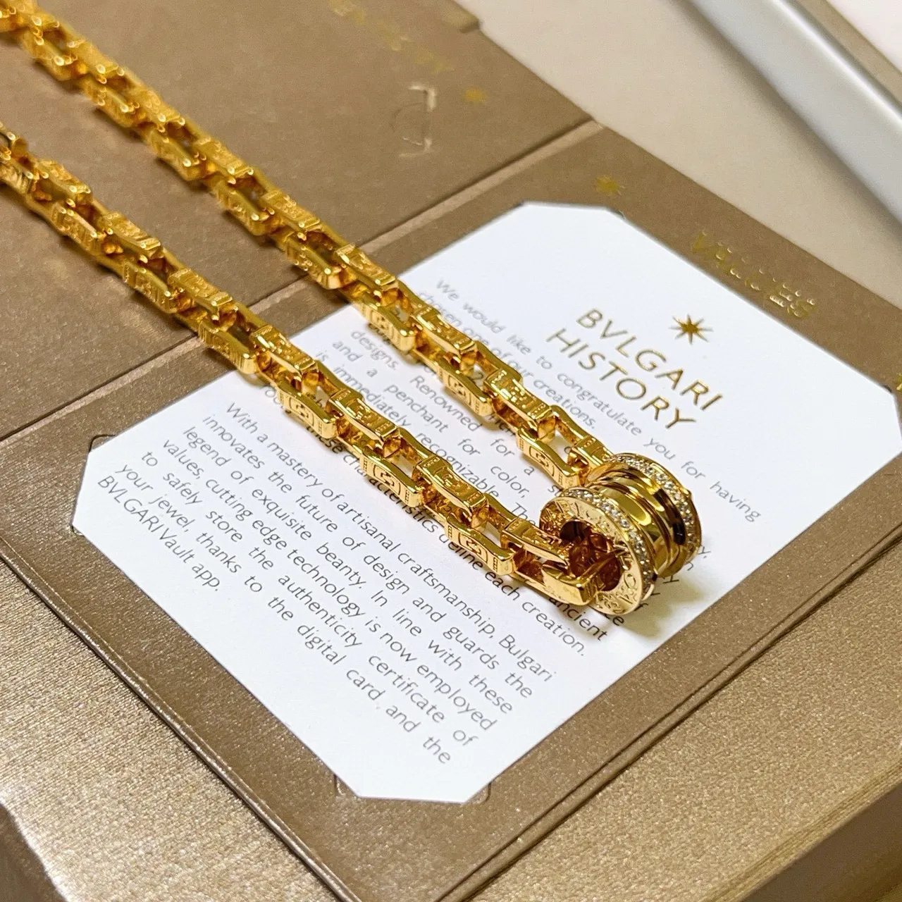 Bvlgari B.zero1 Corrente de ouro e prata com elos de chave grega entalhados colar 4