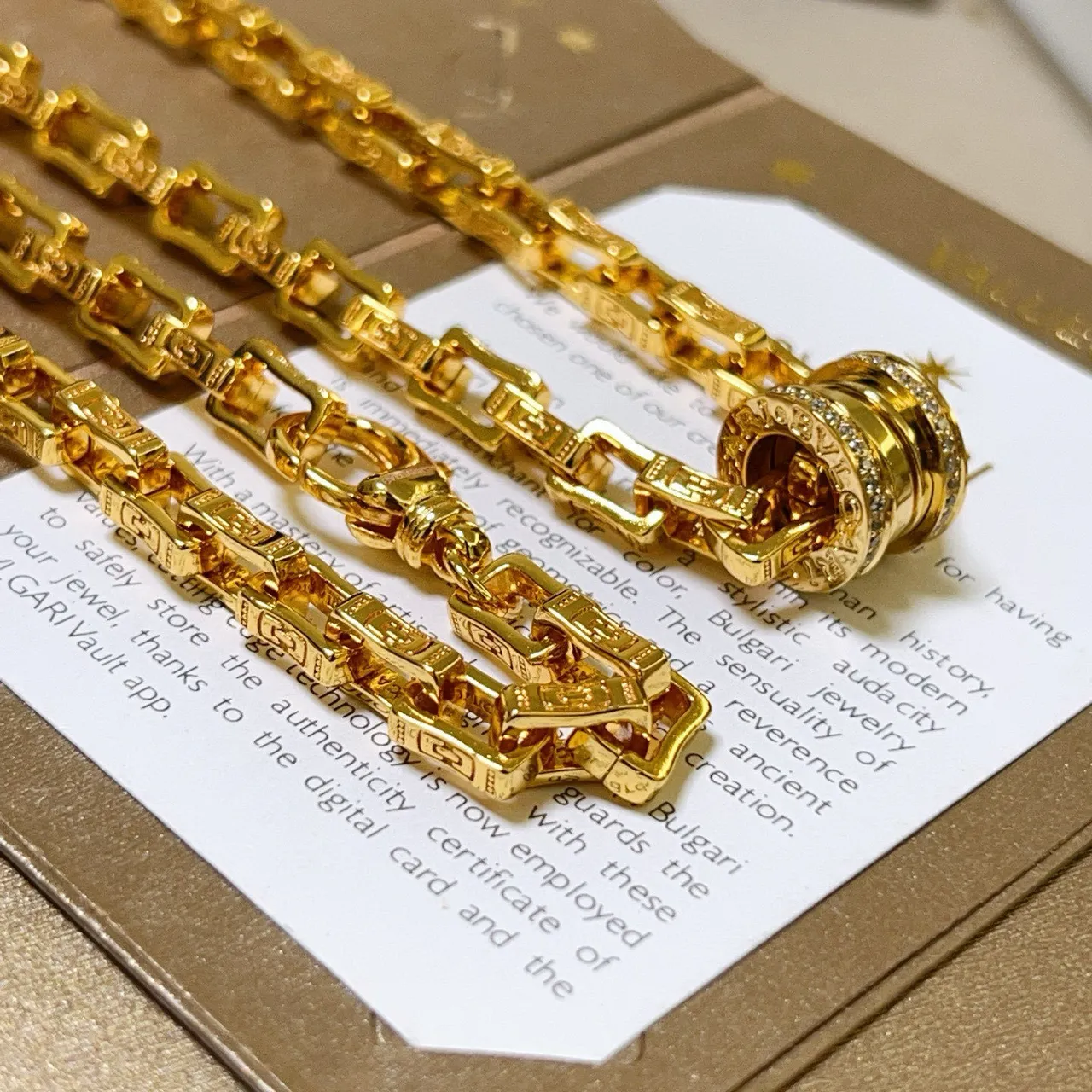 Bvlgari B.zero1 Corrente de ouro e prata com elos de chave grega entalhados colar 9