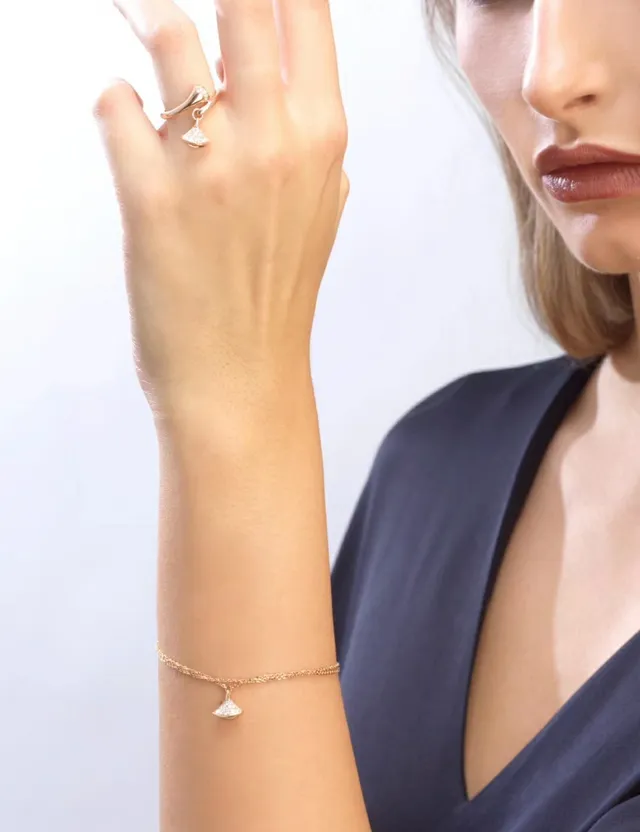 Bvlgari Divas’ Dream Chaîne délicate or argent Pavé-Set pendentif éventail collier 4